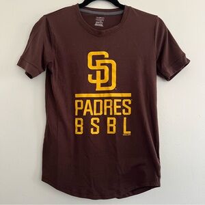 San Diego Padres Women’s Brown Short Sleeve T-shirt Size Medium